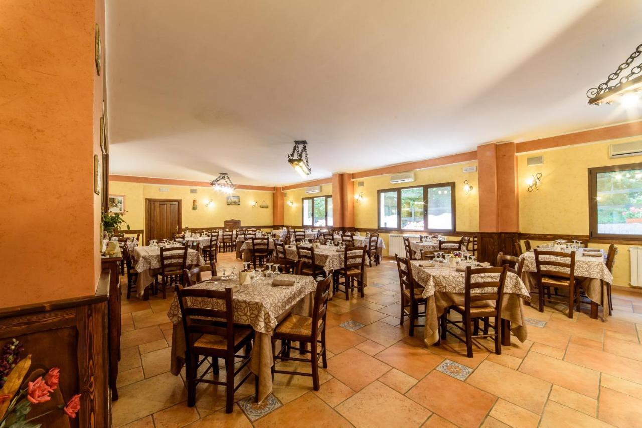 Vecchio Mulino Hotel Castel del Giudice Exterior photo